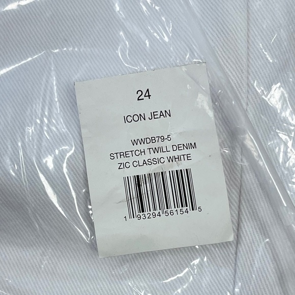 WeWoreWhat Distressed Icon Jean, Classic White - Size 24 - NWT - Picture 8 of 8